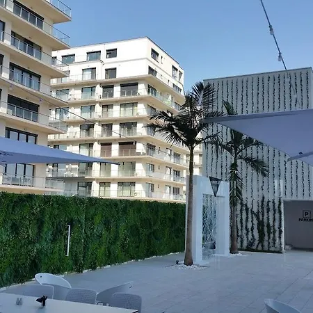 Riviera 아파트 *
